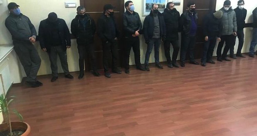 Karantin qaydalarını pozan kafelərdə 26 nəfər aşkarlandı - FOTO Karantin qaydalarını pozan kafelərdə 26 nəfər aşkarlandı - FOTO
