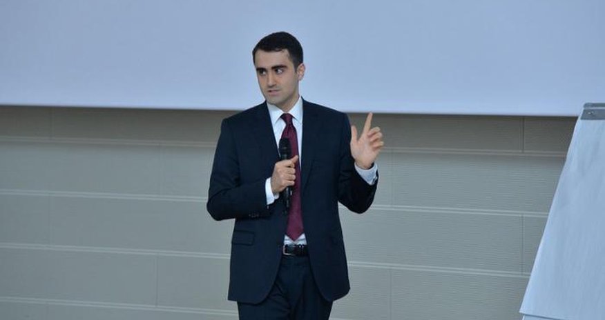 Emin Əmrullayev bu şəxsi şöbə müdiri təyin etdi - ƏMR Emin Əmrullayev bu şəxsi şöbə müdiri təyin etdi - ƏMR