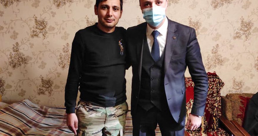 Nazirlik əməkdaşları Bayram Kərimovu ziyarət etdi Nazirlik əməkdaşları Bayram Kərimovu ziyarət etdi
