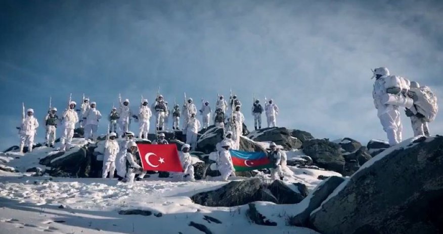 Türkiyə Milli Müdafiə Nazirliyi “Qış təlimi-2021”-dən yeni görüntülər paylaşıb - VİDEO Türkiyə Milli Müdafiə Nazirliyi “Qış təlimi-2021”-dən yeni görüntülər paylaşıb - VİDEO
