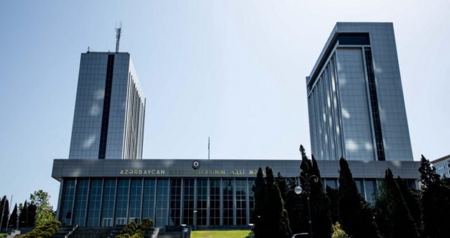 Sabiq deputat koronavirusa yoluxdu Sabiq deputat koronavirusa yoluxdu