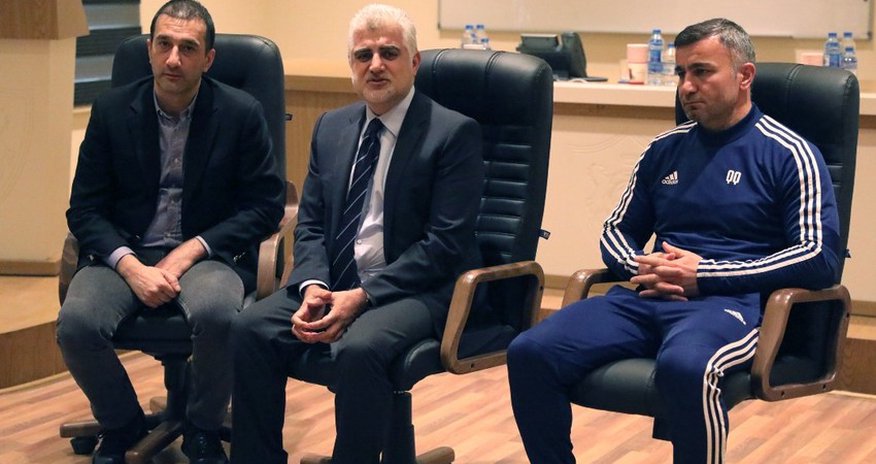 Tahir Gözəl: "Qarabağ" adı bizi daha məsuliyyətli olmağa vadar etdi" Tahir Gözəl: "Qarabağ" adı bizi daha məsuliyyətli olmağa vadar etdi"