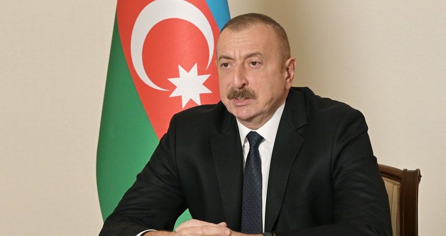 Prezident: "Ermənistandan fərqli olaraq Rusiya texnikasından şikayətlənməmişik" Prezident: "Ermənistandan fərqli olaraq Rusiya texnikasından şikayətlənməmişik"