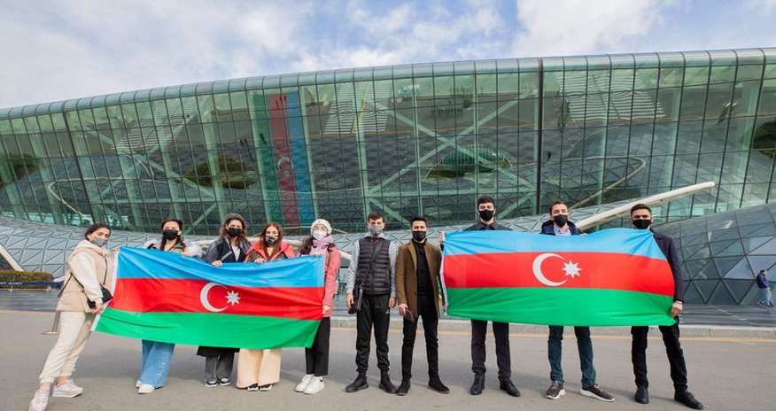 Şəhid övladları Türkiyəyə səfər ediblər- FOTOLAR Şəhid övladları Türkiyəyə səfər ediblər- FOTOLAR