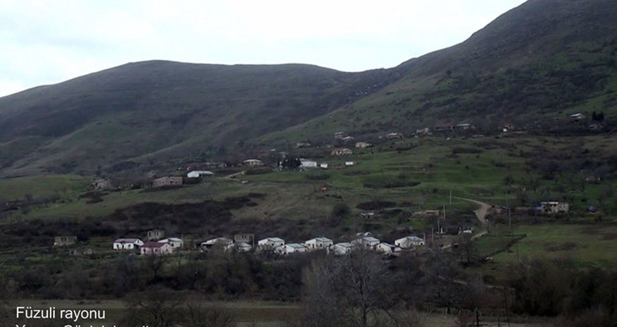 Füzulinin Yuxarı Güzlək kəndindən görüntülər Füzulinin Yuxarı Güzlək kəndindən görüntülər