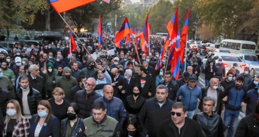Ermənistanda müxalifət yeni aksiyalara başlayır Ermənistanda müxalifət yeni aksiyalara başlayır