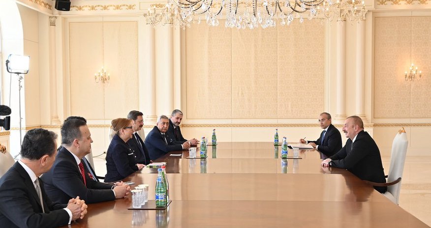 Prezident İlham Əliyev Türkiyənin ticarət nazirini qəbul edib Prezident İlham Əliyev Türkiyənin ticarət nazirini qəbul edib