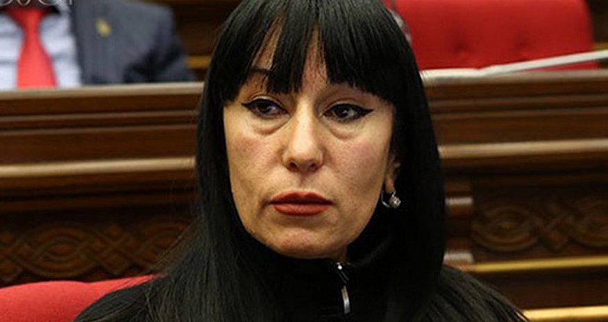 Yerevanın mərkəzində Polad Həşimovla Elşad Məmmədovun adına küçə - FOTO Yerevanın mərkəzində Polad Həşimovla Elşad Məmmədovun adına küçə - FOTO