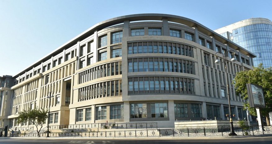 Bakıda məktəb müəllimi 40 yaşında koronavirusdan vəfat edib - FOTO Bakıda məktəb müəllimi 40 yaşında koronavirusdan vəfat edib - FOTO