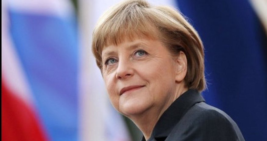 Merkel peyvənd vurdurdu Merkel peyvənd vurdurdu