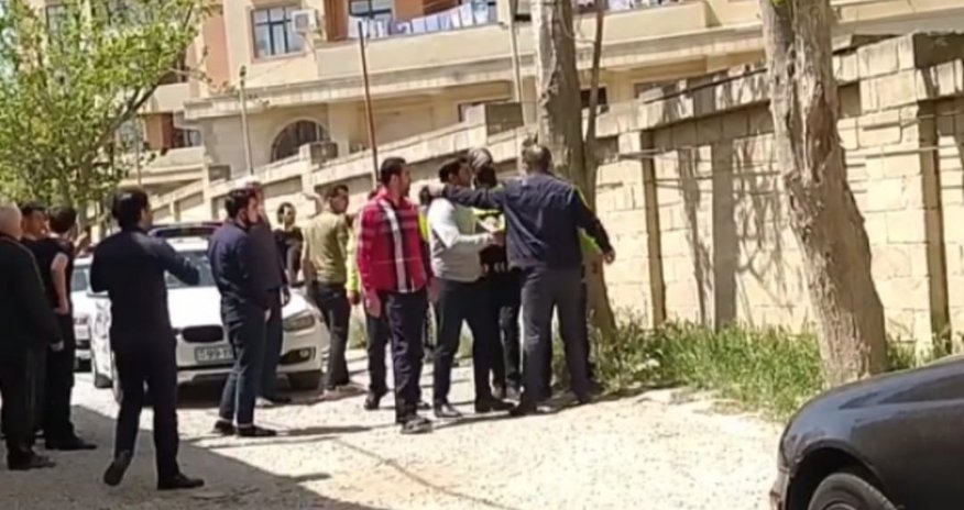 Polislə vətəndaşlar arasındakı mübahisə ilə bağlı RƏSMİ AÇIQLAMA Polislə vətəndaşlar arasındakı mübahisə ilə bağlı RƏSMİ AÇIQLAMA