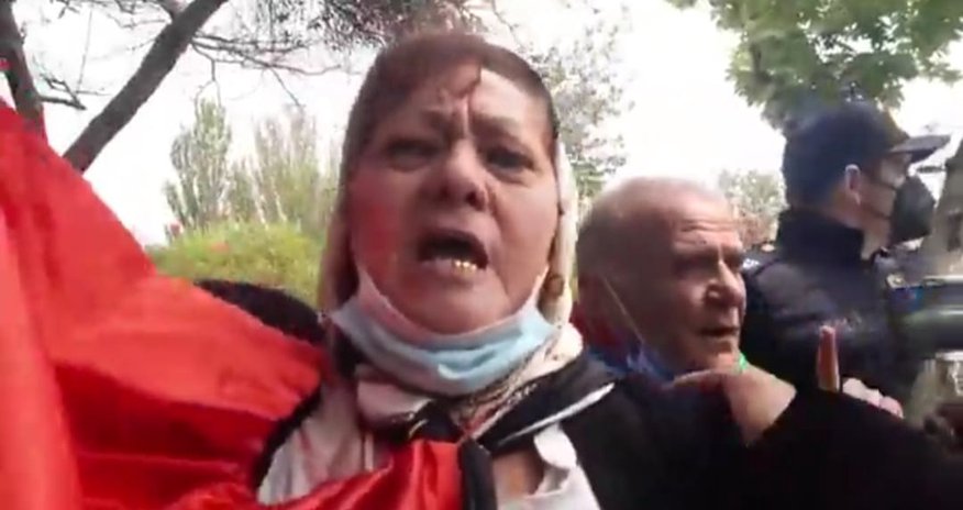 Bakıda "28 Aprel"lə bağlı ETİRAZ AKSİYASI- "İvan idi domoy!" Bakıda "28 Aprel"lə bağlı ETİRAZ AKSİYASI- "İvan idi domoy!"