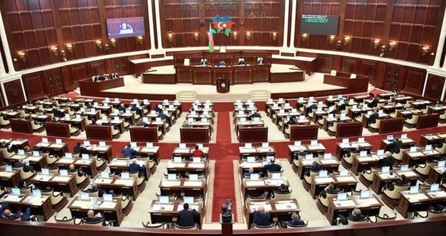 Siyasi partiyalara dövlət büdcəsindən pul verildi Siyasi partiyalara dövlət büdcəsindən pul verildi