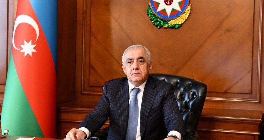Əli Əsədov İqtisadi Şuranın iclasını keçirib Əli Əsədov İqtisadi Şuranın iclasını keçirib