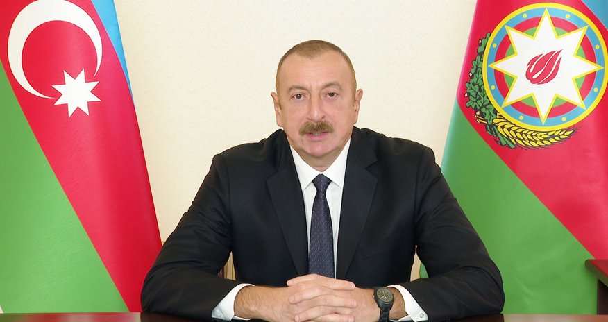 İlham Əliyev: “Erməni işğalçıları azərbaycanlıların geri qayıtmağa yeri qalmasın deyə hər şeyi məhv ediblər” İlham Əliyev: “Erməni işğalçıları azərbaycanlıların geri qayıtmağa yeri qalmasın deyə hər şeyi məhv ediblər”