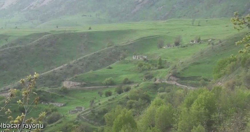Kəlbəcərin Zallar kəndindən videogörüntülər Kəlbəcərin Zallar kəndindən videogörüntülər