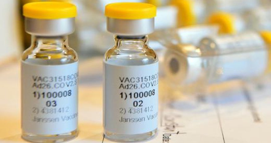 Бельгия приостановила использование вакцины от J&J для лиц младше 41 года после смерти привитого пациента Бельгия приостановила использование вакцины от J&J для лиц младше 41 года после смерти привитого пациента