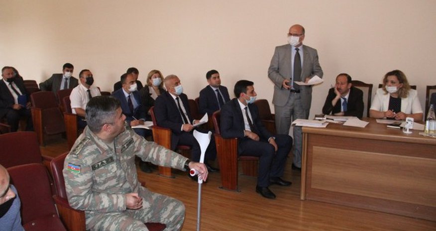 Gəncədə şəhid ailələri və qazilərlə görüş keçirilib - FOTO Gəncədə şəhid ailələri və qazilərlə görüş keçirilib - FOTO