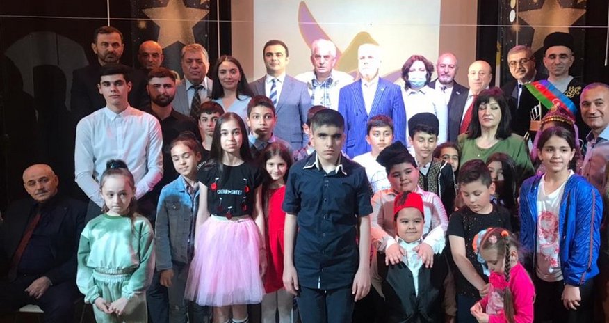 Xarkovda "Xarı bülbül" Azərbaycan dili məktəbi açılıb Xarkovda "Xarı bülbül" Azərbaycan dili məktəbi açılıb