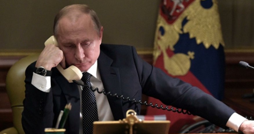 Путин позвонил Кочаряну Путин позвонил Кочаряну