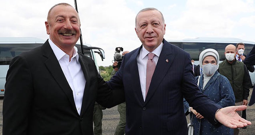 İlham Əliyev və Ərdoğan Şuşaya yola düşüb İlham Əliyev və Ərdoğan Şuşaya yola düşüb