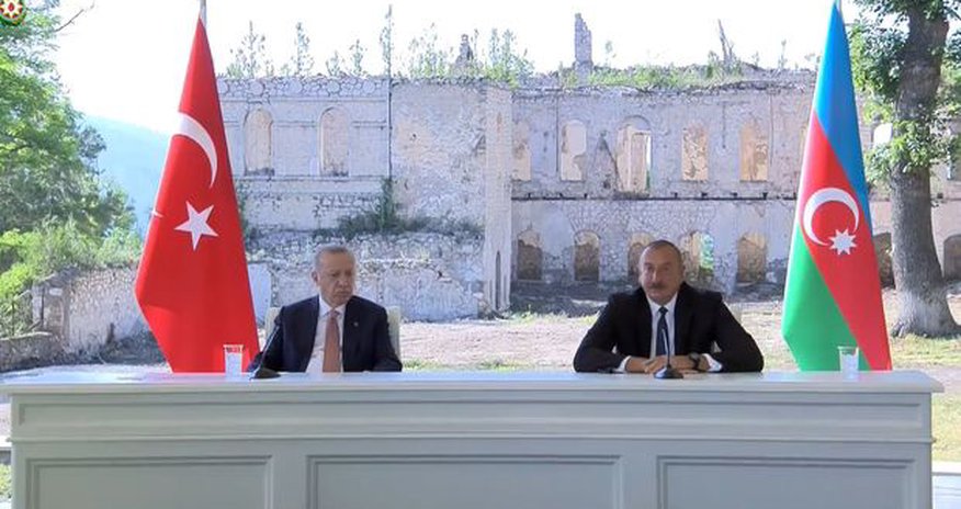 İlham Əliyev: “Şuşa bəyannaməsi tarixi Qars müqaviləsinə istinad edir” İlham Əliyev: “Şuşa bəyannaməsi tarixi Qars müqaviləsinə istinad edir”