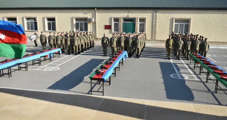 Президент подписал распоряжение об очередном призыве на военную службу Президент подписал распоряжение об очередном призыве на военную службу