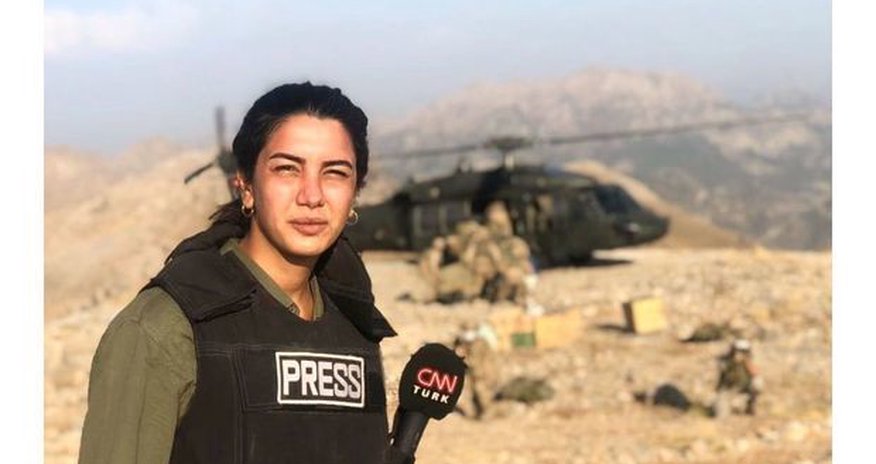 Турецкая журналистка Фулья Озтюрк покинула CNN Турецкая журналистка Фулья Озтюрк покинула CNN