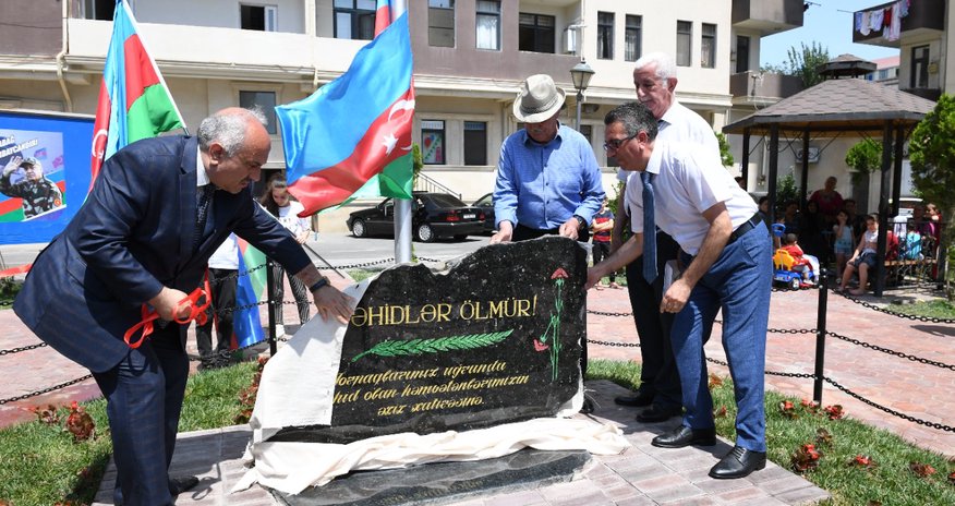 Sumqayıtda şəhidlərin xatirəsi əbədiləşdirilib Sumqayıtda şəhidlərin xatirəsi əbədiləşdirilib