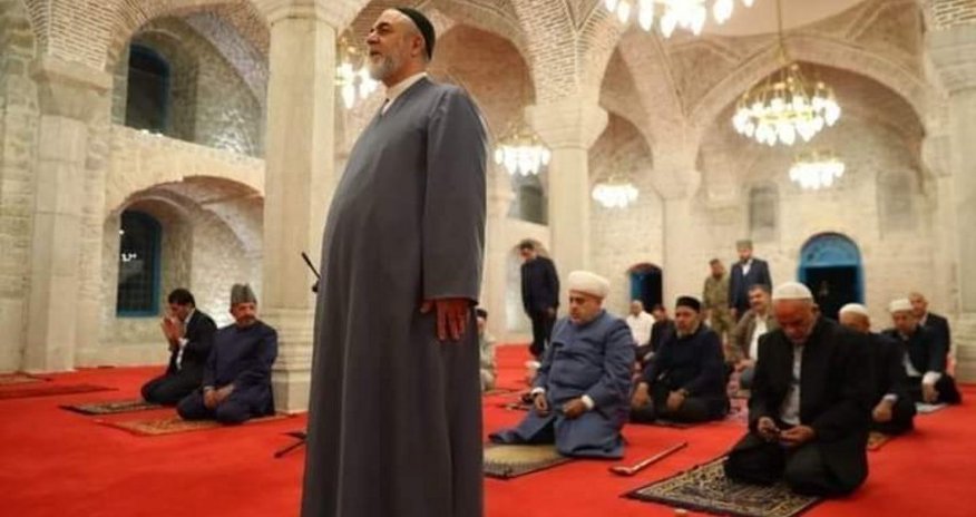 QMİ -dən iranlı nümayəndənin Allahşükür Paşazadədən öndə durmasına MÜNASİBƏT QMİ -dən iranlı nümayəndənin Allahşükür Paşazadədən öndə durmasına MÜNASİBƏT