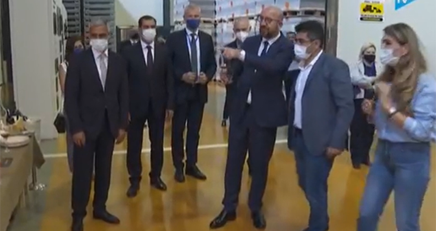 Şarl Mişel "Meysəri" şərabının dadına baxdı Şarl Mişel "Meysəri" şərabının dadına baxdı