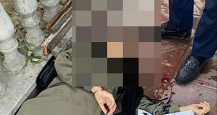 Boşanmaq istəyən arvadını 10 bıçaq zərbəsi ilə öldürdü - Bakıda dəhşətli qətl Boşanmaq istəyən arvadını 10 bıçaq zərbəsi ilə öldürdü - Bakıda dəhşətli qətl