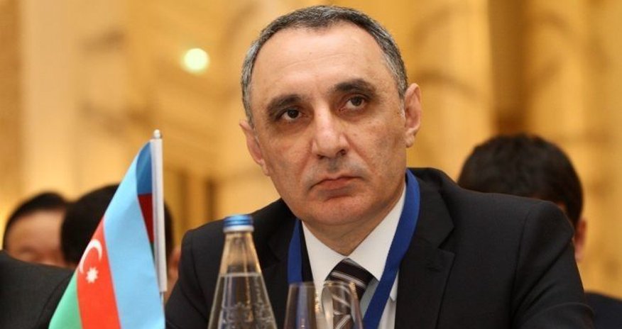 Kamran Əliyev polisi döyən deputatla bağlı Milli Məclisə təqdimat verdi Kamran Əliyev polisi döyən deputatla bağlı Milli Məclisə təqdimat verdi