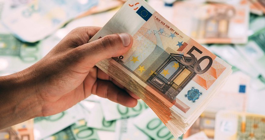 Azərbaycan Mərkəzi Bankının valyuta məzənnələri (12.08.2021) Azərbaycan Mərkəzi Bankının valyuta məzənnələri (12.08.2021)