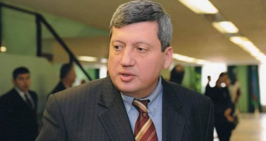 Tofiq Zülfüqarov: “Azərbaycan Laçını nəzarətə götürməkdə haqlıdır” Tofiq Zülfüqarov: “Azərbaycan Laçını nəzarətə götürməkdə haqlıdır”