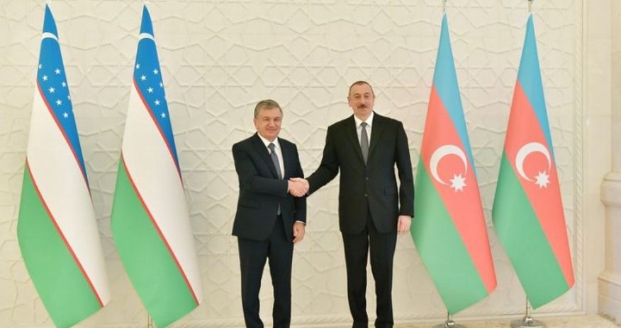 Президент Азербайджана поздравил узбекского коллегу Президент Азербайджана поздравил узбекского коллегу