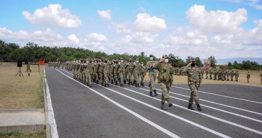 Azərbaycan hərbçiləri Türkiyədə təlimdə Azərbaycan hərbçiləri Türkiyədə təlimdə