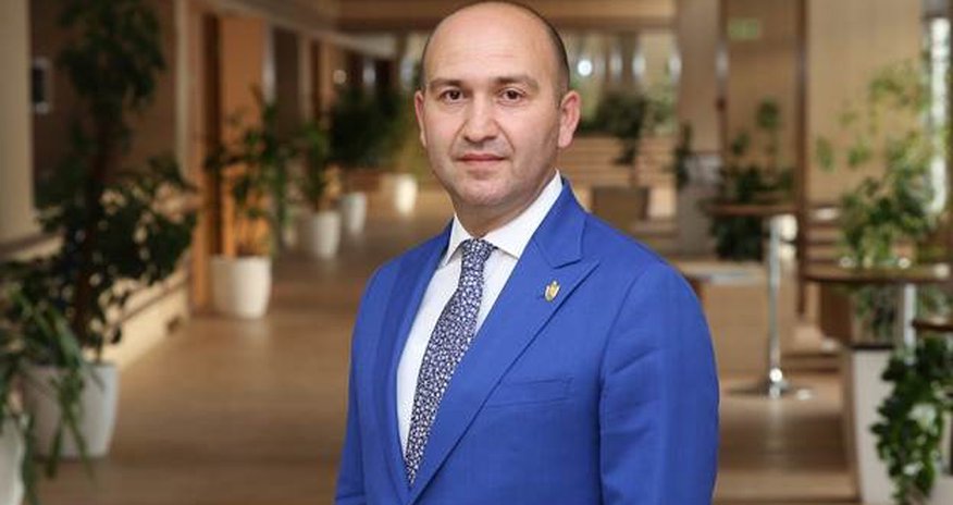 Elmar Qasımovdan ƏMR-Aparıcı şöbə rəisi təyin edildi Elmar Qasımovdan ƏMR-Aparıcı şöbə rəisi təyin edildi