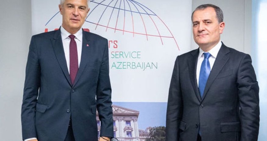 Azərbaycan və Slovakiya XİN rəhbərləri görüşdü Azərbaycan və Slovakiya XİN rəhbərləri görüşdü