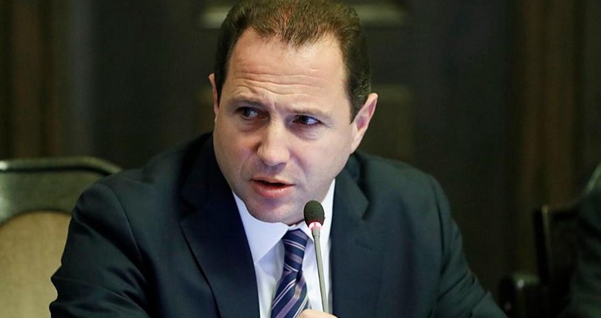 Former Armenian defense minister detained Former Armenian defense minister detained