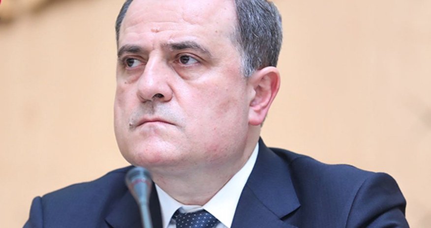 Ceyhun Bayramov Jerar Şesnellə mina xəritələrindən danışdı Ceyhun Bayramov Jerar Şesnellə mina xəritələrindən danışdı