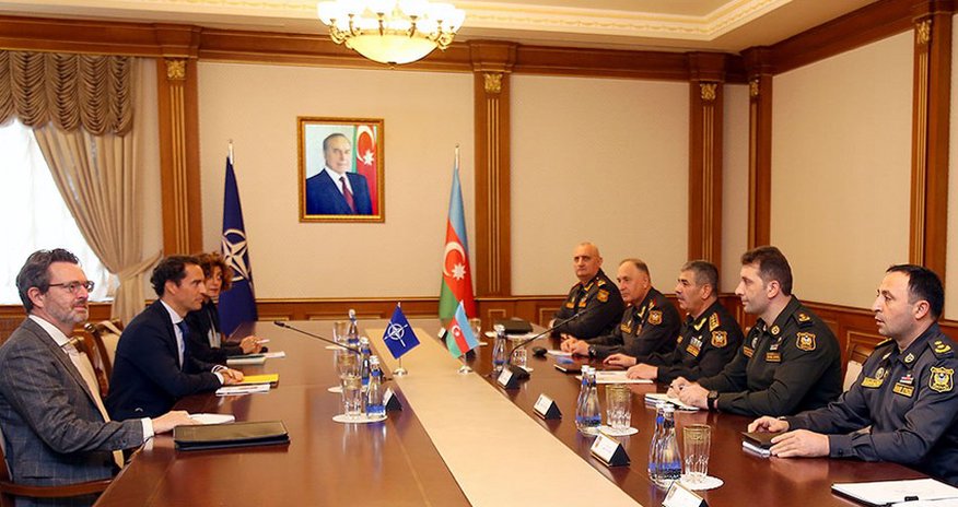 Azerbaijan's Defense Ministry meets with NATO Special Rep Azerbaijan's Defense Ministry meets with NATO Special Rep