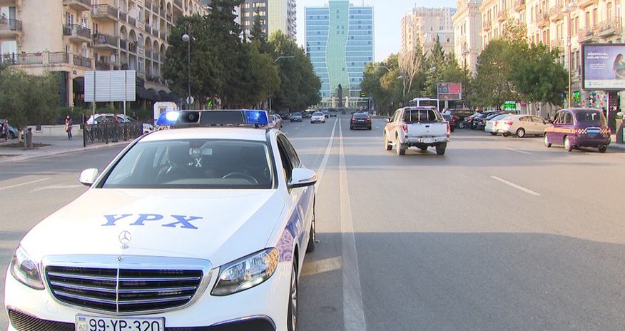 Bakıda binanın uçma təhlükəsi yaranıb- Bu yollarda hərəkət dayanıb Bakıda binanın uçma təhlükəsi yaranıb- Bu yollarda hərəkət dayanıb