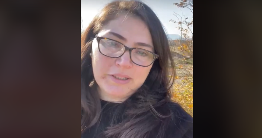 Şəhid bacısı 28 ildən sonra Ağdamda - Video Şəhid bacısı 28 ildən sonra Ağdamda - Video
