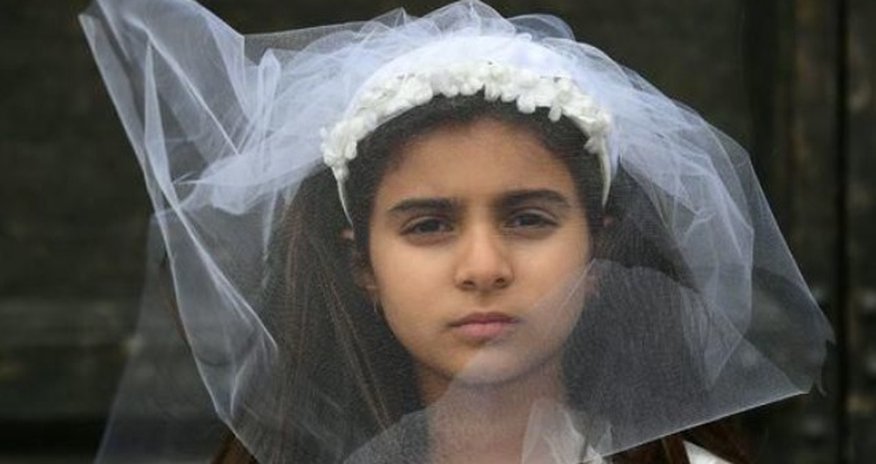 Salyanda 14 yaşlı qız nişanlandı, DİN məsələni nəzarətə götürdü Salyanda 14 yaşlı qız nişanlandı, DİN məsələni nəzarətə götürdü