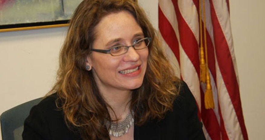 Erika Olson Tbilisidədir Erika Olson Tbilisidədir