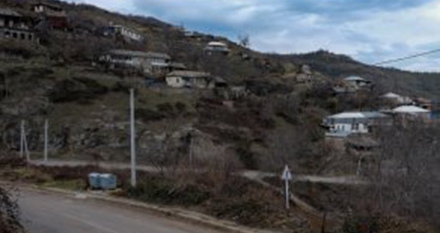 “Azərbaycanlılar kran gətiriblər, nəsə qazırlar...” - Zəngəzurun Çakaten kəndi ətrafında nə baş verir? “Azərbaycanlılar kran gətiriblər, nəsə qazırlar...” - Zəngəzurun Çakaten kəndi ətrafında nə baş verir?
