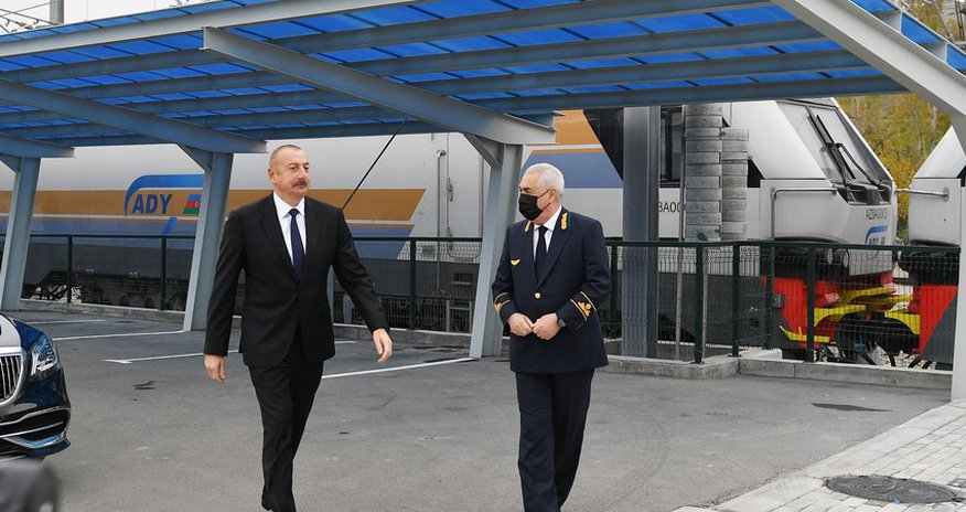 Prezident yeni Biləcəri lokomotiv deposunun açılışında iştirak edib Prezident yeni Biləcəri lokomotiv deposunun açılışında iştirak edib