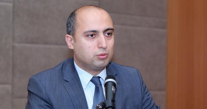 "Zəfər Tarixi” dərsliyi məktəblərə paylanılacaq"- Emin Əmrullayev "Zəfər Tarixi” dərsliyi məktəblərə paylanılacaq"- Emin Əmrullayev