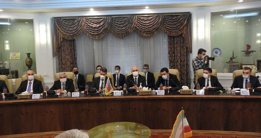 Azerbaijan, Iran discuss co-op in oil and gas sector Azerbaijan, Iran discuss co-op in oil and gas sector